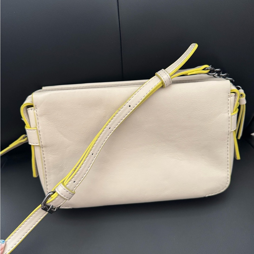 Simply Vera Vera Wang Sintra Crossbody Bag